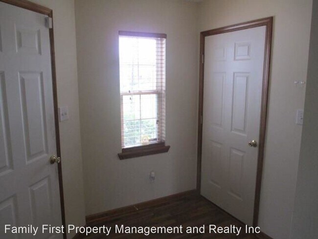 Building Photo - 3 br, 2 bath House - 313 Scranton Court
