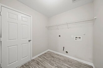 Building Photo - 4035 E Teal Estates Cir