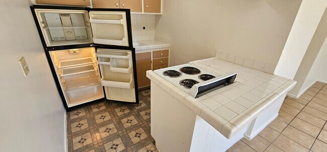 Foto del edificio - 206 N Park View St