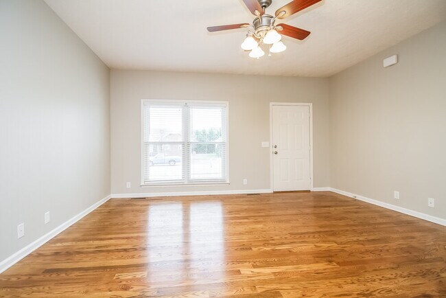 Foto del edificio - 2913 Waywood Dr