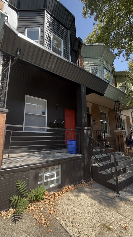 Building Photo - 1351 Kerbaugh St