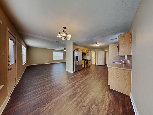 Building Photo - 14231 Bonham Oaks Ln