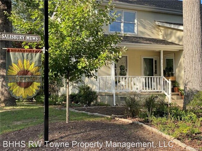 Building Photo - 2 br, 2.5 bath House - 5101 Salisbury Mews