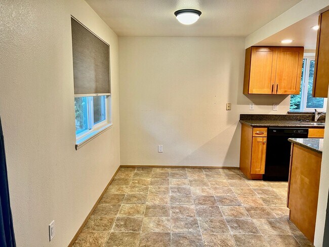 Foto del edificio - 2Bd/1Ba Lynnwood Apartment