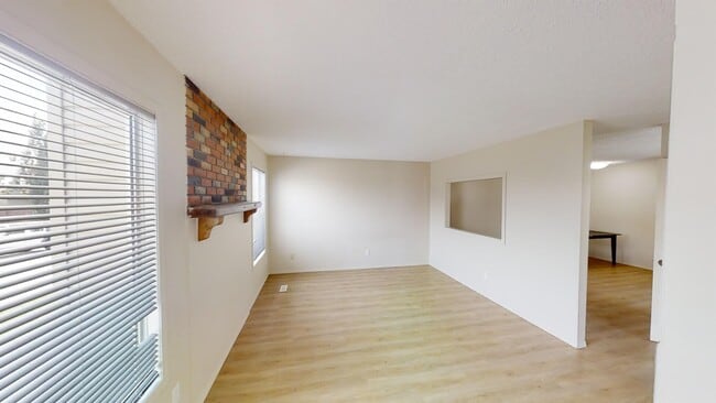 Building Photo - 12126-1295A 95A St