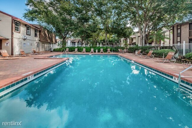 Building Photo - 1 br, 1 bath Condo - 1611 Nantucket Court