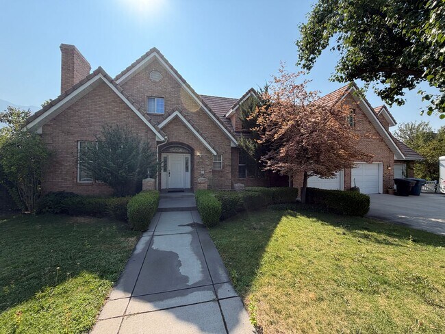 Building Photo - 479 S Palisade Dr