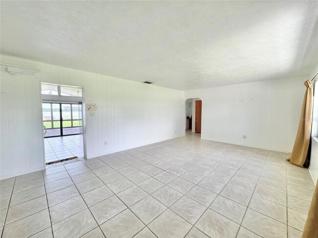Foto del edificio - 1002 Biltmore Dr NW