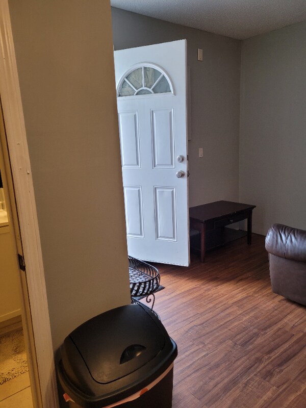 Foto principal - 3928 Fouraker Rd