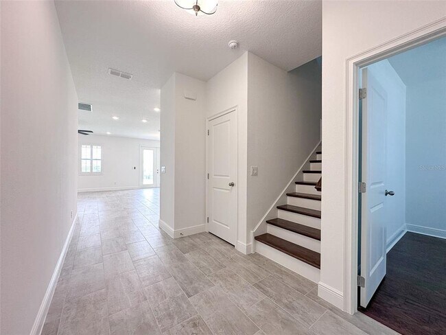 Building Photo - 2254 Gold Dust Dr