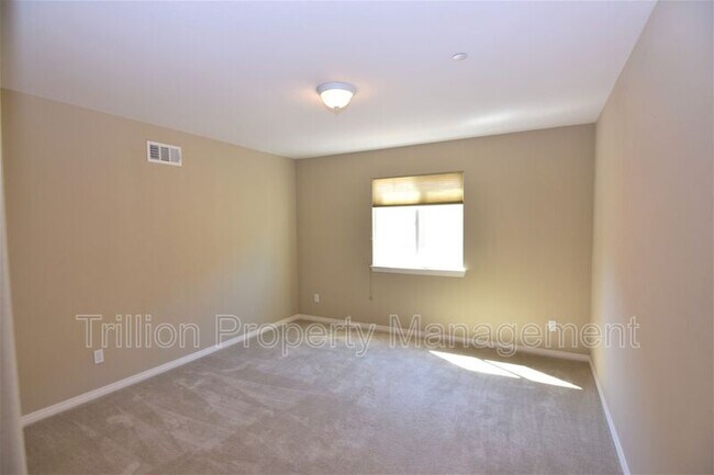 Building Photo - 44321 Marcelina Ct