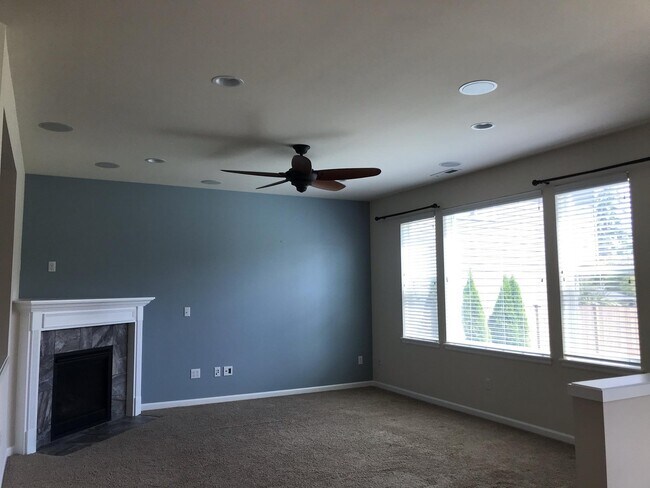 Building Photo - 718 170th Pl SW Lynnwood, WA 98037 $3,530 ...
