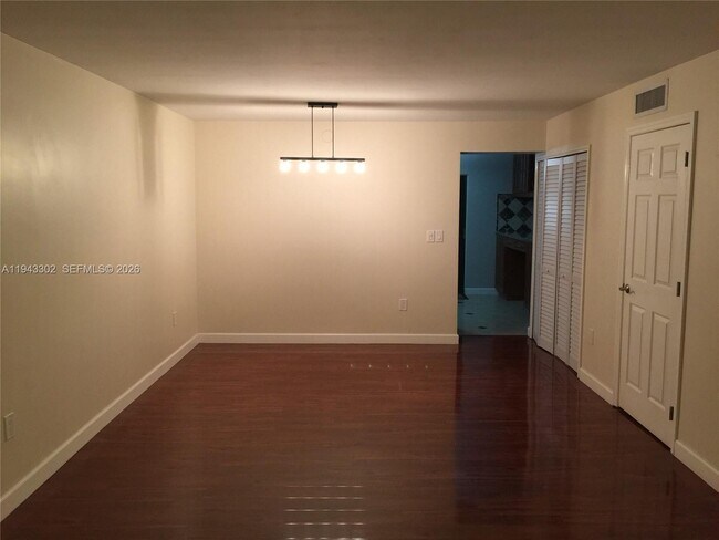 Foto del edificio - 10033 SW 77th Ct