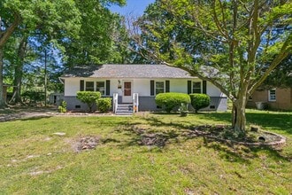 Building Photo - 314 Martha Lee Dr