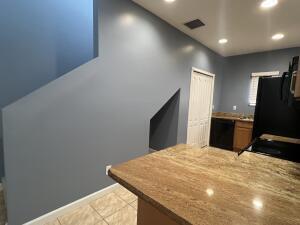 Building Photo - 2530 Creekside Dr