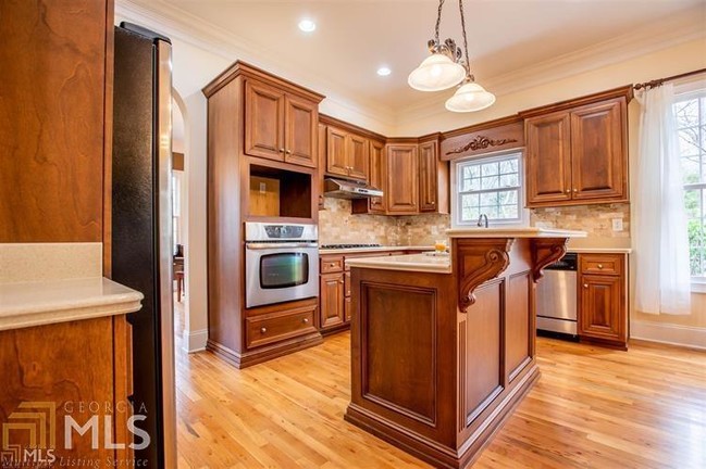 Building Photo - 1 Belle Meade Dr