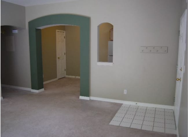 Building Photo - 150 S 800 E