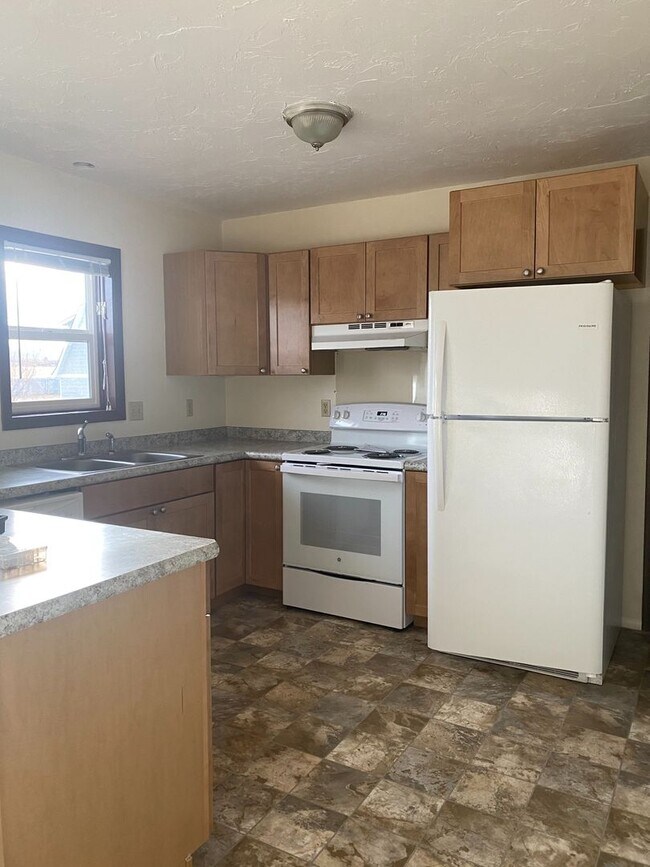 Foto del edificio - Lease Takeover! 3 Bedroom/2 Bathroom Home ...