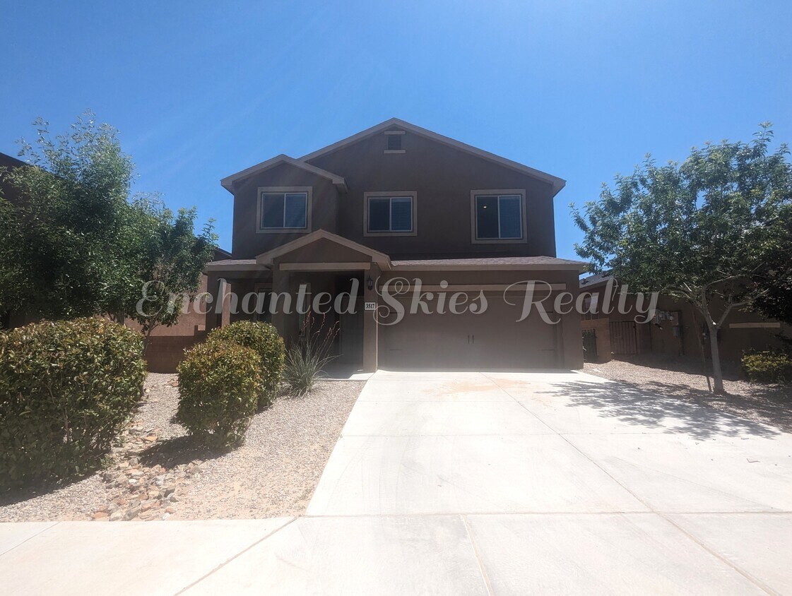 Primary Photo - 3517 Wild Horse Rd NE
