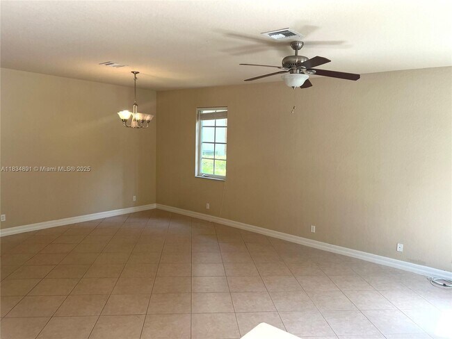 Building Photo - 131 Ennis Ln