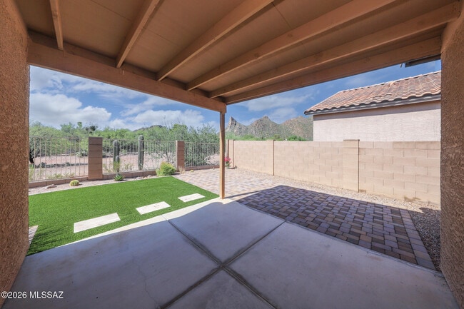Building Photo - 2943 W Dakota Vista Way