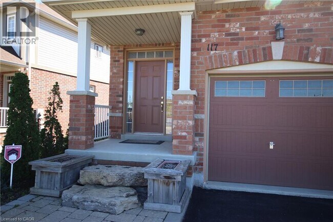 Photo du bâtiment - 117 Nisbet Blvd