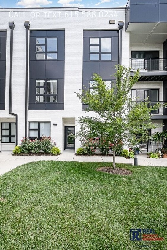 Photo - 542 Southgate Ave-206