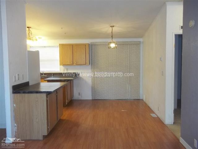 Foto del edificio - 433 Florence Rd