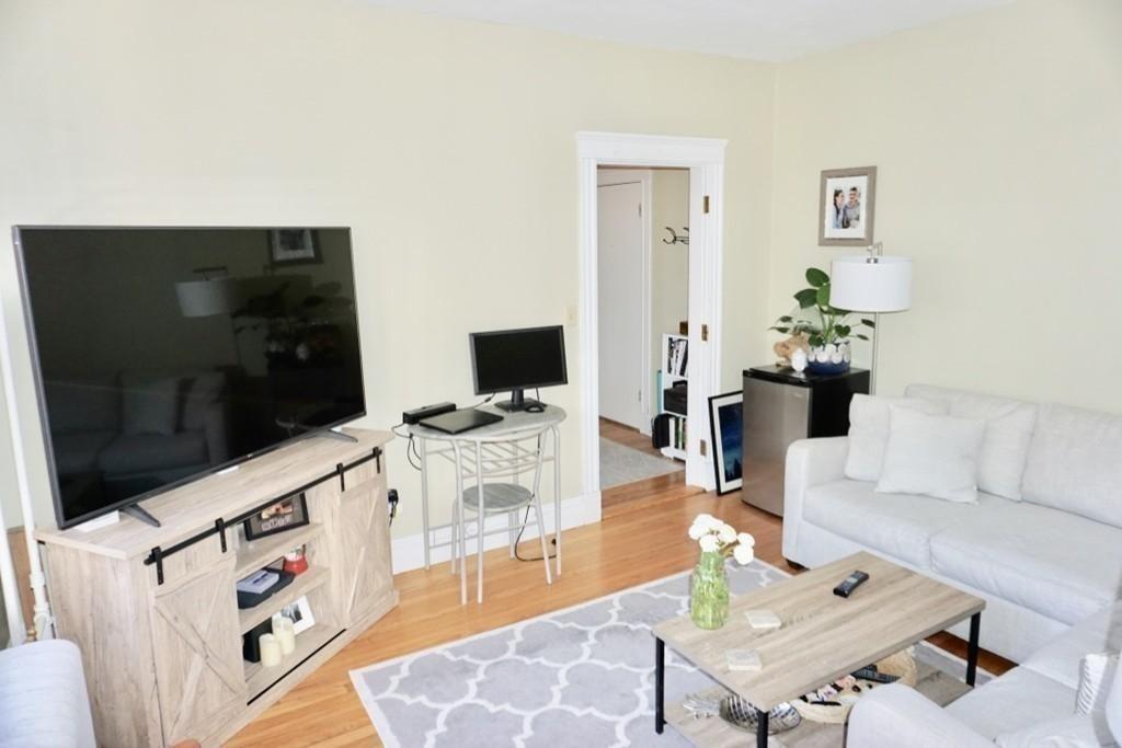 Foto principal - 370 Chestnut Hill Ave