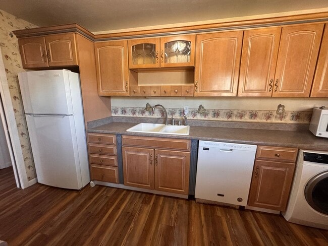 Building Photo - 3 bedroom 2 bath home in NE Albuquerque