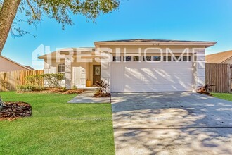 Building Photo - 1540 Oak Hill Trail