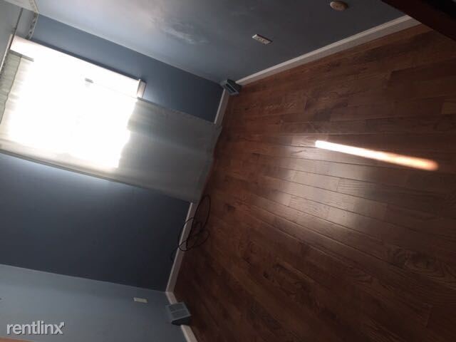 Building Photo - 4 br, 2.5 bath House - 716 Livezey Ln