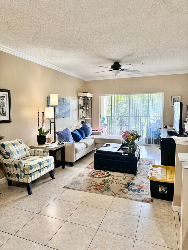 6020 W Sample Rd Unit 303, Coral Springs, FL 33067 Condo for Rent in