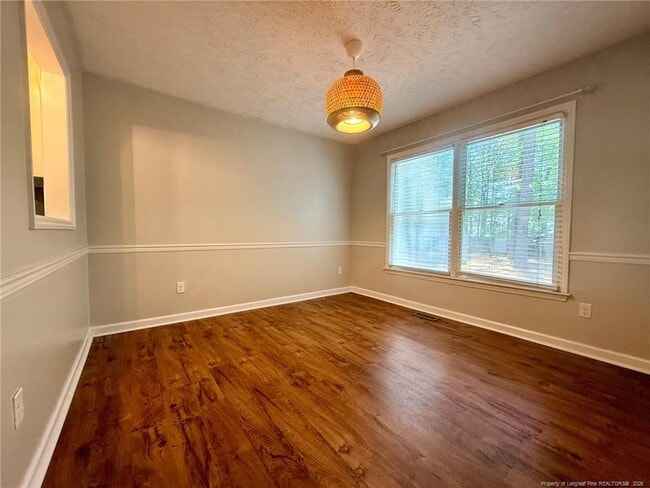 Building Photo - 146 Greentree Dr