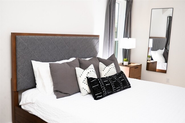 Foto del edificio - 3486 Luca St