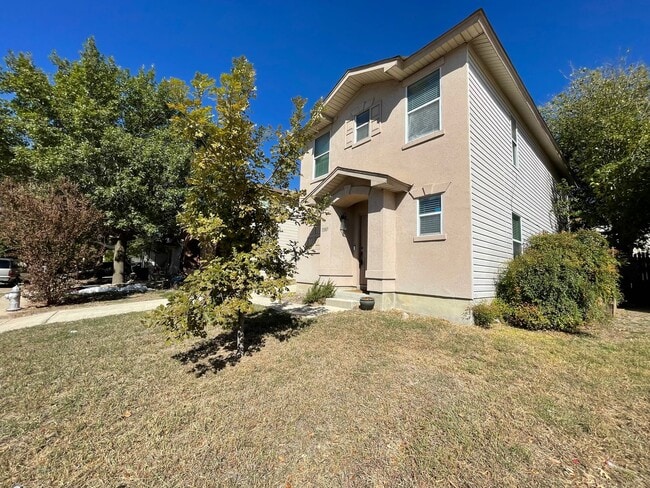 Building Photo - 11007 Braes Grove