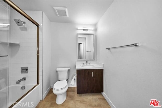 Building Photo - 436 S Virgil Ave