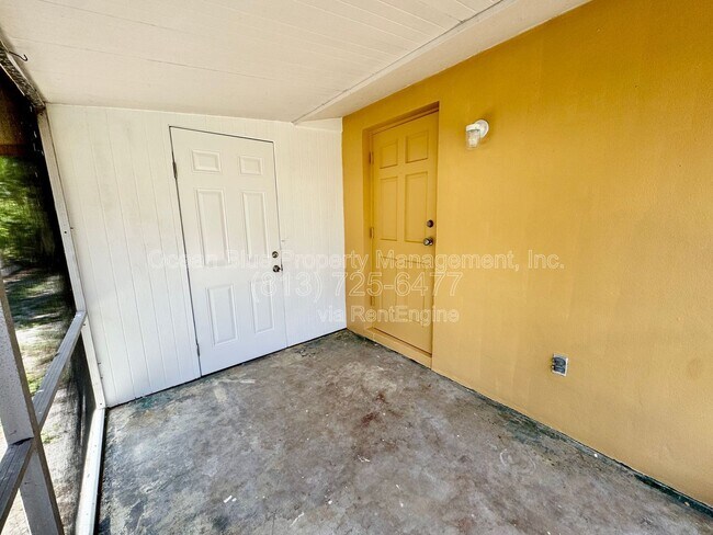Foto del edificio - 10135 106th Ave N