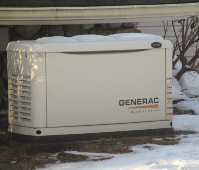 Building Photo - 44 Academy Ave