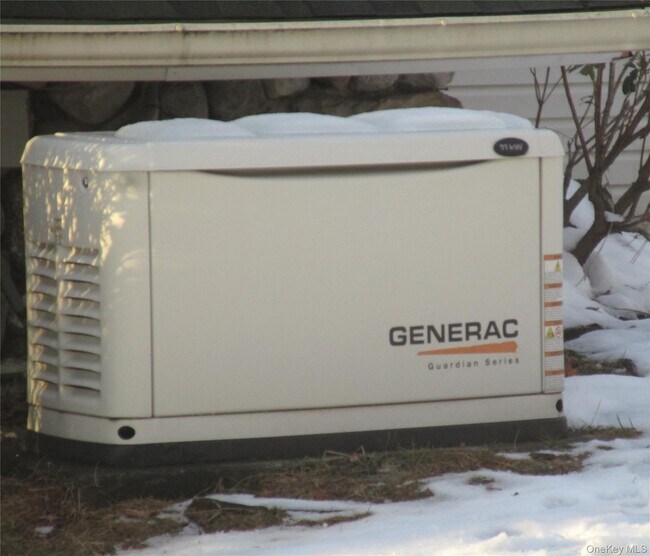 Foto del edificio - 44 Academy Ave