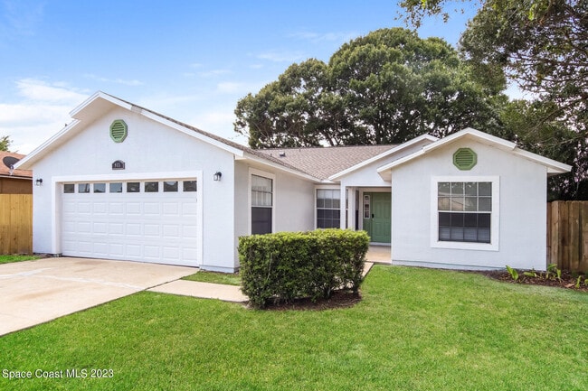 Foto del edificio - 865 Pine Wood Ave