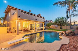 Foto del edificio - 3056 E Mallory St