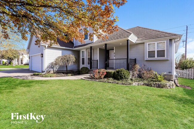 Building Photo - 819 Trailway Dr