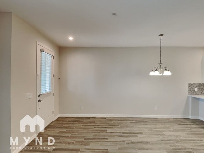 Building Photo - 10051 Randal Walk St