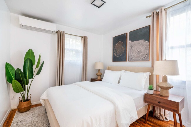 Foto del edificio - 240 E 26th St