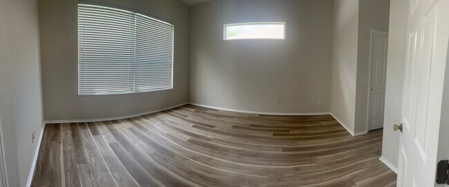 Foto del edificio - 4006 3rd Ave E