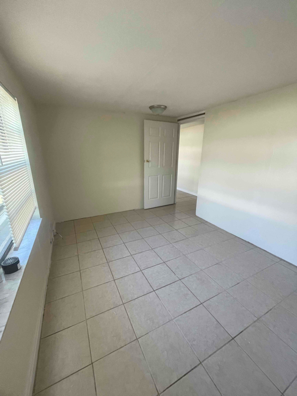 Building Photo - 1580 Citation Dr