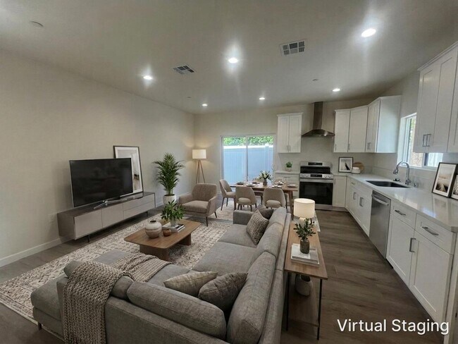 Foto del edificio - 7317-7321 Garden Grove Avenue