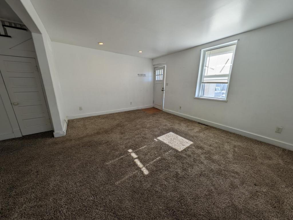 Primary Photo - 520 Jackson St
