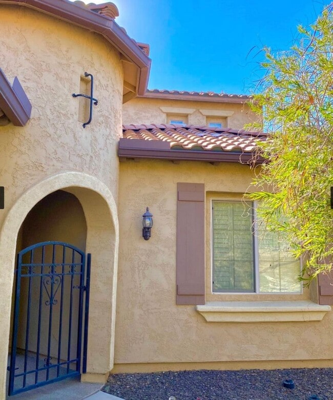Building Photo - 1707 W Blue Sky Dr